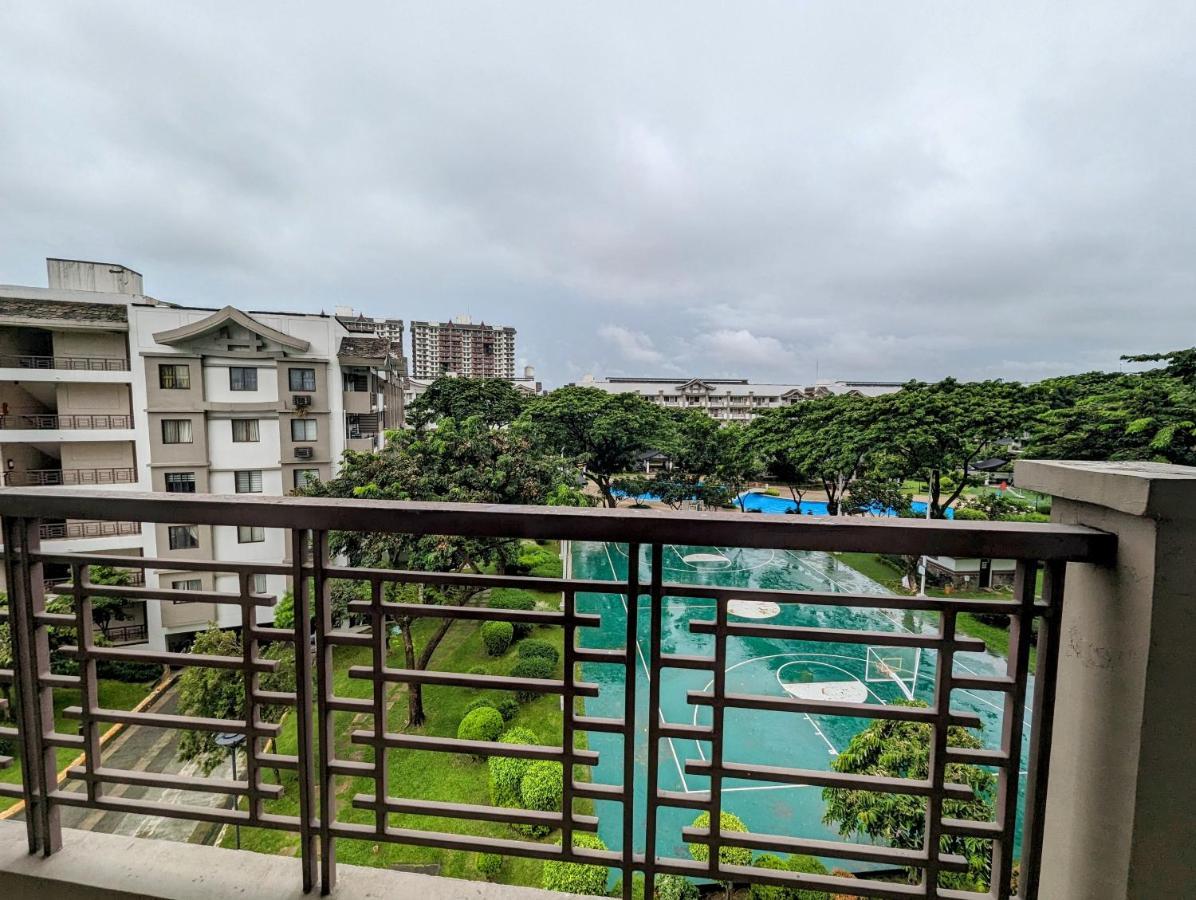 דירות מנילה Acacia Estates' The Getaway Taguig Jade Tower מראה חיצוני תמונה